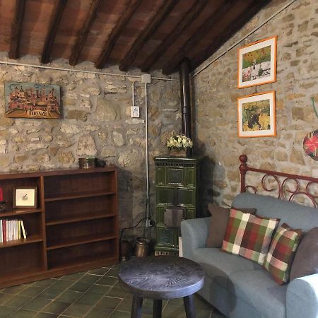 Podere Pruneto Radda In Chianti Esterno foto