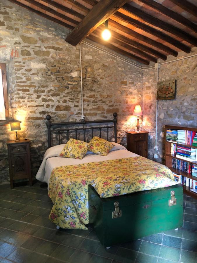 Podere Pruneto Radda In Chianti Esterno foto